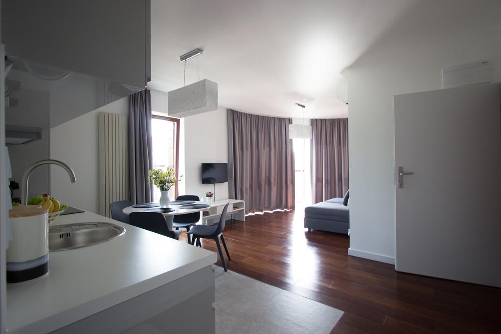 Lenzo Apartments Krakow Bagian luar foto