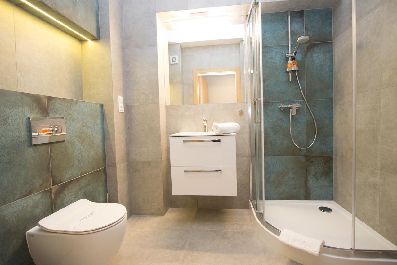 Lenzo Apartments Krakow Bagian luar foto